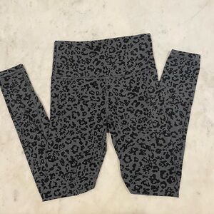 Athleta Cheetah print Leggings